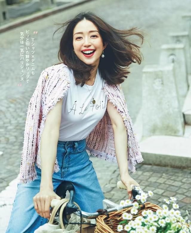 女人40算中年吗，40岁的女人是中年人吗（“时尚穿搭”的2个真相）