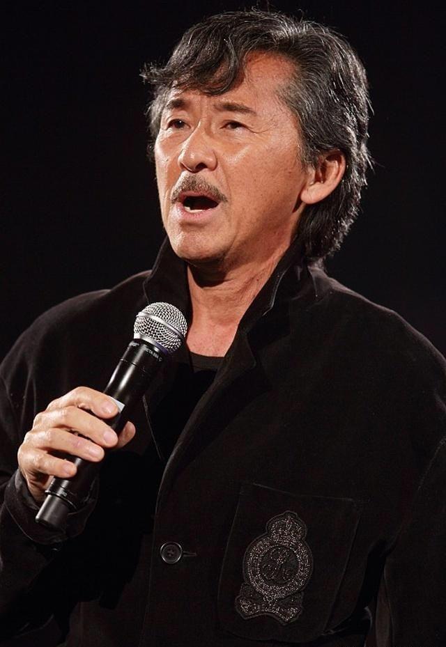 男歌手排行榜100名，中国十大男歌手排名（盘点香港歌坛地位最高的10位歌手）