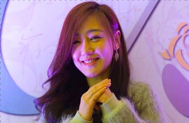 胡歌江疏影结婚是真的吗，胡歌江疏影正式官宣结婚（王晓晨与胡歌被爆隐婚并育有一女）