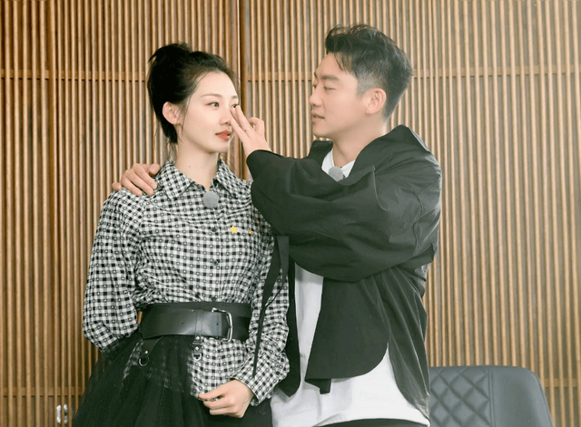 程晓玥和郑恺分手后再见面，如今回看郑恺和程晓玥的恋情