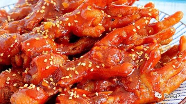 鸡爪怎么煮好吃，鸡爪怎么煮好吃视频（6种鸡爪做法教程送上）