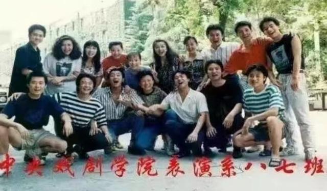 何冰主演的电视剧大全，何冰所有的电视剧（从双料视帝到无戏可拍）