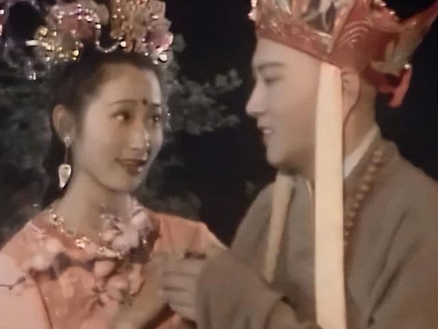 唐僧取经14年，称呼女妖精都是“女菩萨”，却只叫老鼠精“娘子”