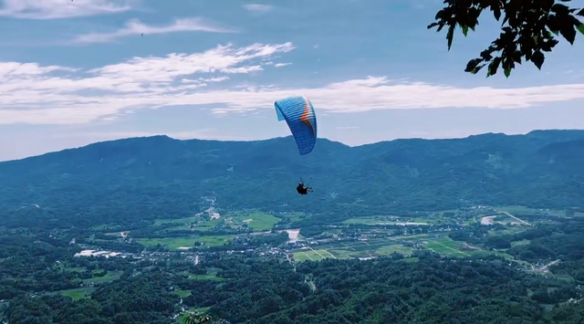 附近的景点哪里好玩的地方，附近旅游点好玩的地方在哪里（成都周边10处踏青好耍地）