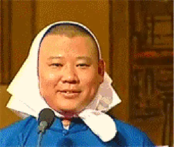 相声最后拼的是文化，为什么初中学历的郭德纲、岳云鹏、郭麒麟却比博士学历的人说的更好？