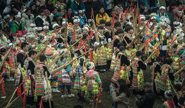 关于中秋的来历 中秋节有什么风俗习惯，关于中秋的来历（赋予了中秋节不同的内涵）