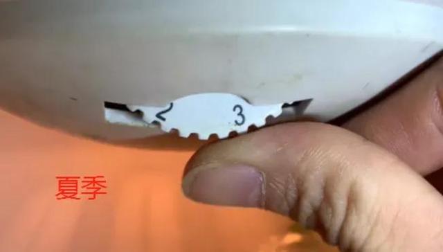 怎么才能不让冰箱冷冻结冰，如何不让冰箱结冰结霜（只需动一下这里）