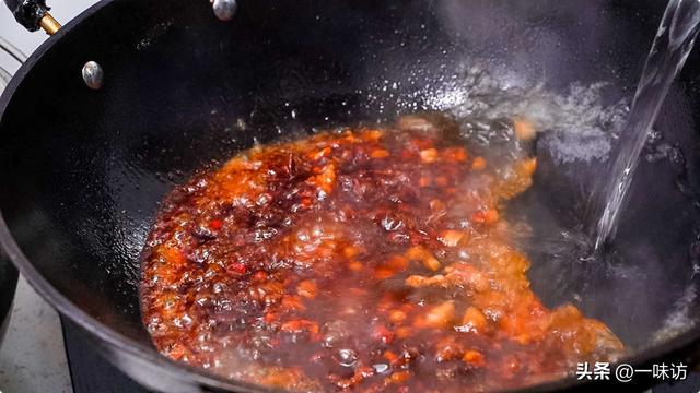 酱焖小土豆的制作方法，这样做肉末烧土豆仔