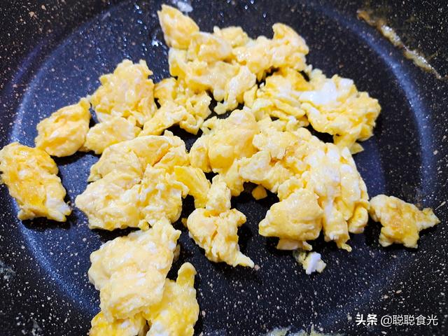 干香菇有保质期吗，干香菇一般要泡多久才能食用（建议家中常备这几种菜）