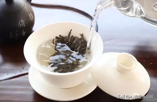 泡泡水的制作方法简单出泡效果好，自制泡泡水用什么好（让你泡出的茶汤甜润又可口）