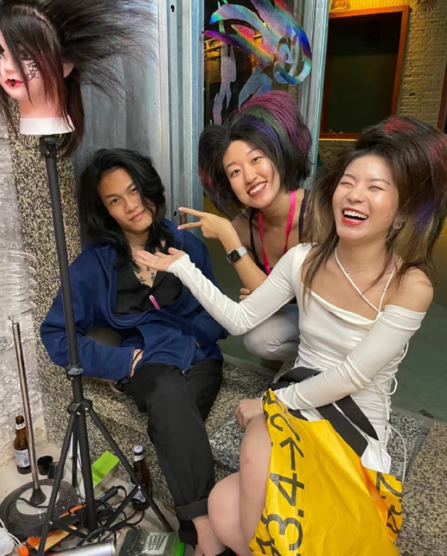 杀马特家族创始人，杀马特家族叫什么名字（却隐藏着底层人的伤疤）