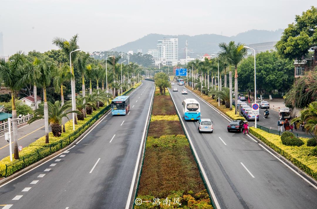 厦门是哪个省份的城市，面积仅为福州的七分之一的厦门