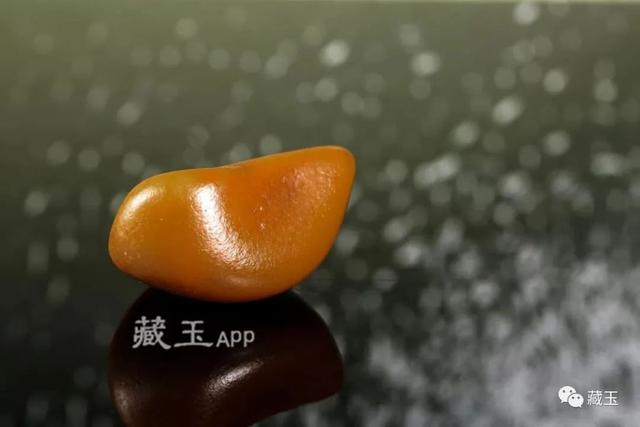 玉石原石怎么卖出去，玉石原石怎么卖出去呢（年底，一大批玉雕师转行了）