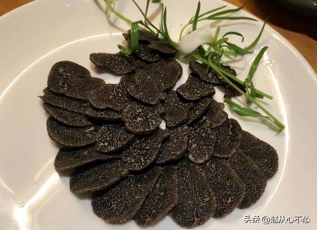 世界上最贵的矿泉水，世界昂贵的美食盘点