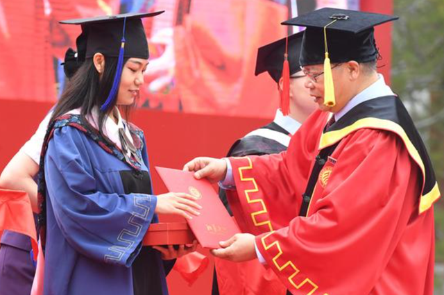 北京大学宿舍图片，甘肃中医药大学宿舍条件怎么样—宿舍图片内景（存款皆在“7位数”以上）