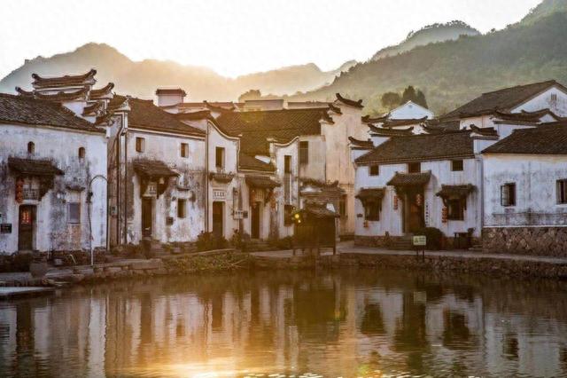 这条醉美高铁线路，一站十景，景景醉人！