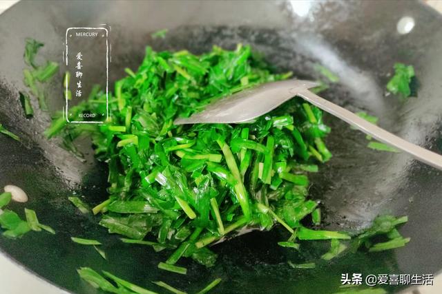 韭菜多少钱一斤，今日全国韭菜批收价格（春天少吃菠菜白菜多吃韭菜）