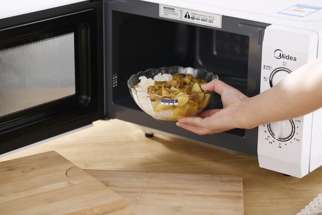 微波炉烹饪的小秘诀，微波炉食谱大全及做法窍门（关于微波炉的使用小窍门）