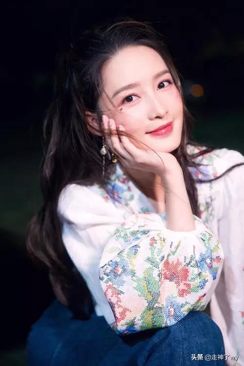 明星的秀之内地女星李沁
