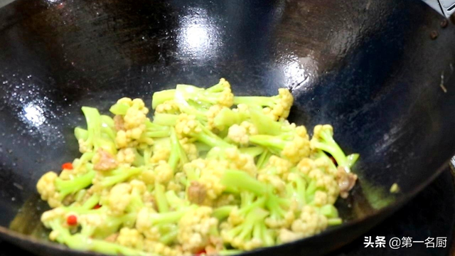 给孩子加个菜，给孩子加个菜微博（建议常吃5种“天然增高菜”）