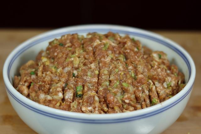 饺子的制作步骤，制作饺子最棒方法（牢记“3放2不放”）