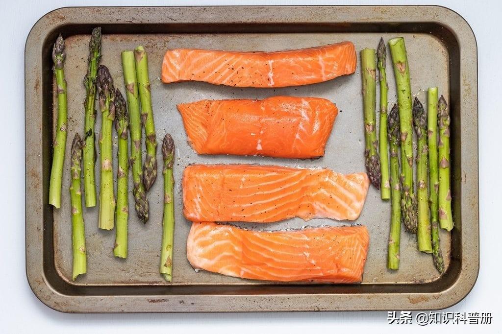 血压低吃什么食物，血压低吃什么食物补的最快（可以吃15种食物<建议收藏>）