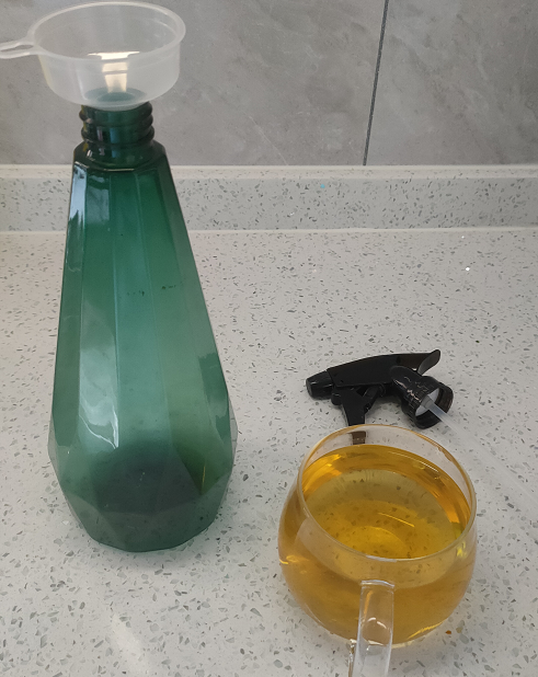 怎么制作辣椒水，怎么制作辣椒水视频（辣椒水能杀虫吗）