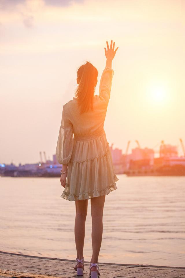 孤独的句子唯美，优美的孤独句子（关于繁华落尽的唯美句子大全）