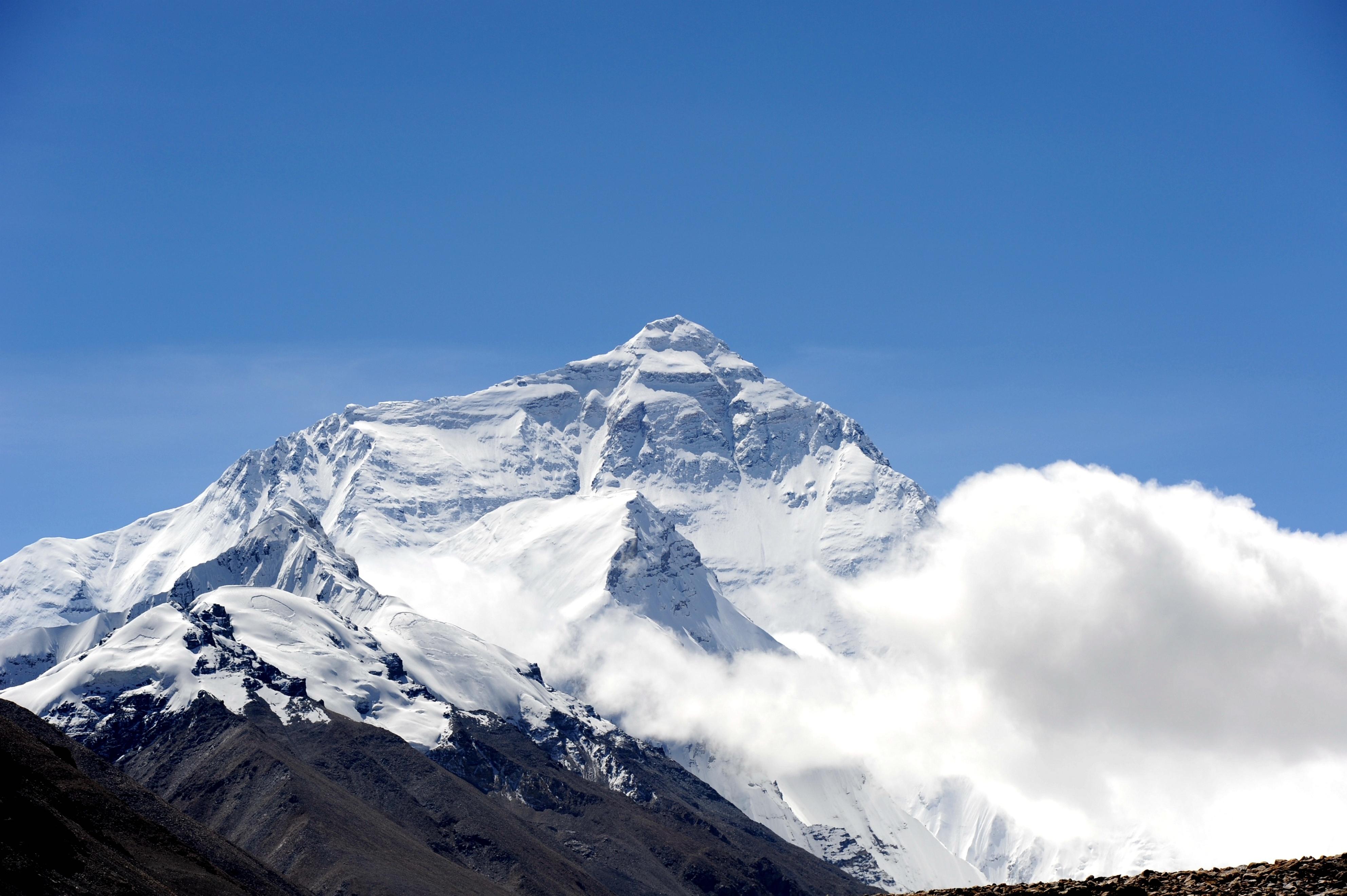 世界十大名山，世界十大名山排名榜（中国十大名山 你登过几个）