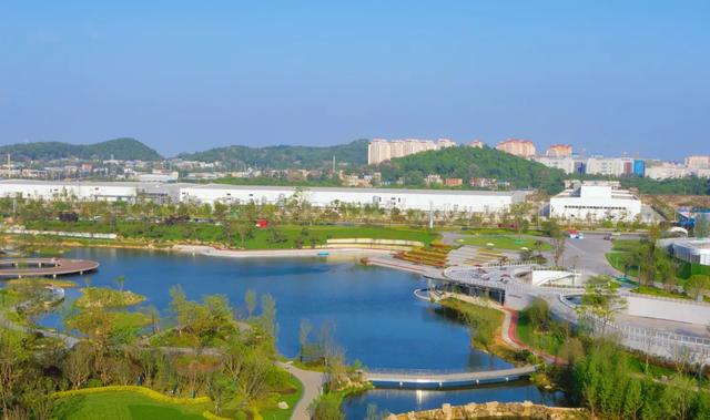 贵阳中学排名前十的学校，2021年贵阳高中排名前十（贵阳楼市2021年）