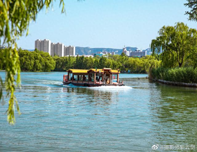 大明湖丨治愈系风景