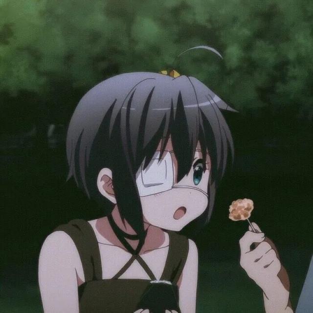 中二病女生特点，中二病也要谈恋爱／动漫女生头像微信（精选中二病也要谈恋爱动漫情侣头像大全）