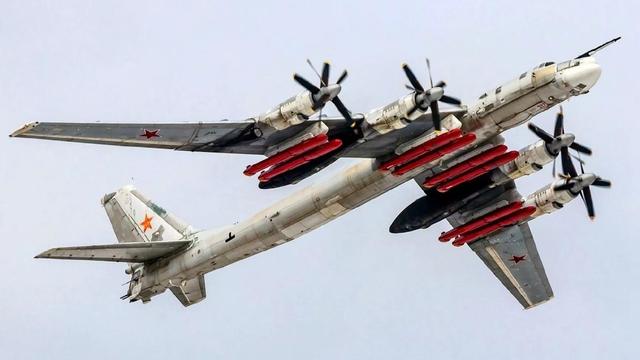 美国战略轰炸机，美国最近最新型轰炸机（中国轰-20要学吗）