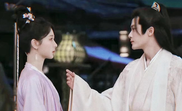 长相思小说桐华评价，桐华《长相思》：死当长相思