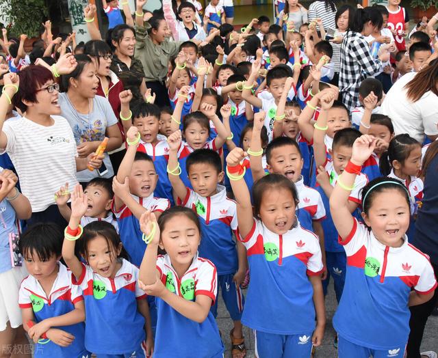 学前教育就业方向及前景，学前教育专业就业前景如何（专科层次的学前教育有哪些出路）