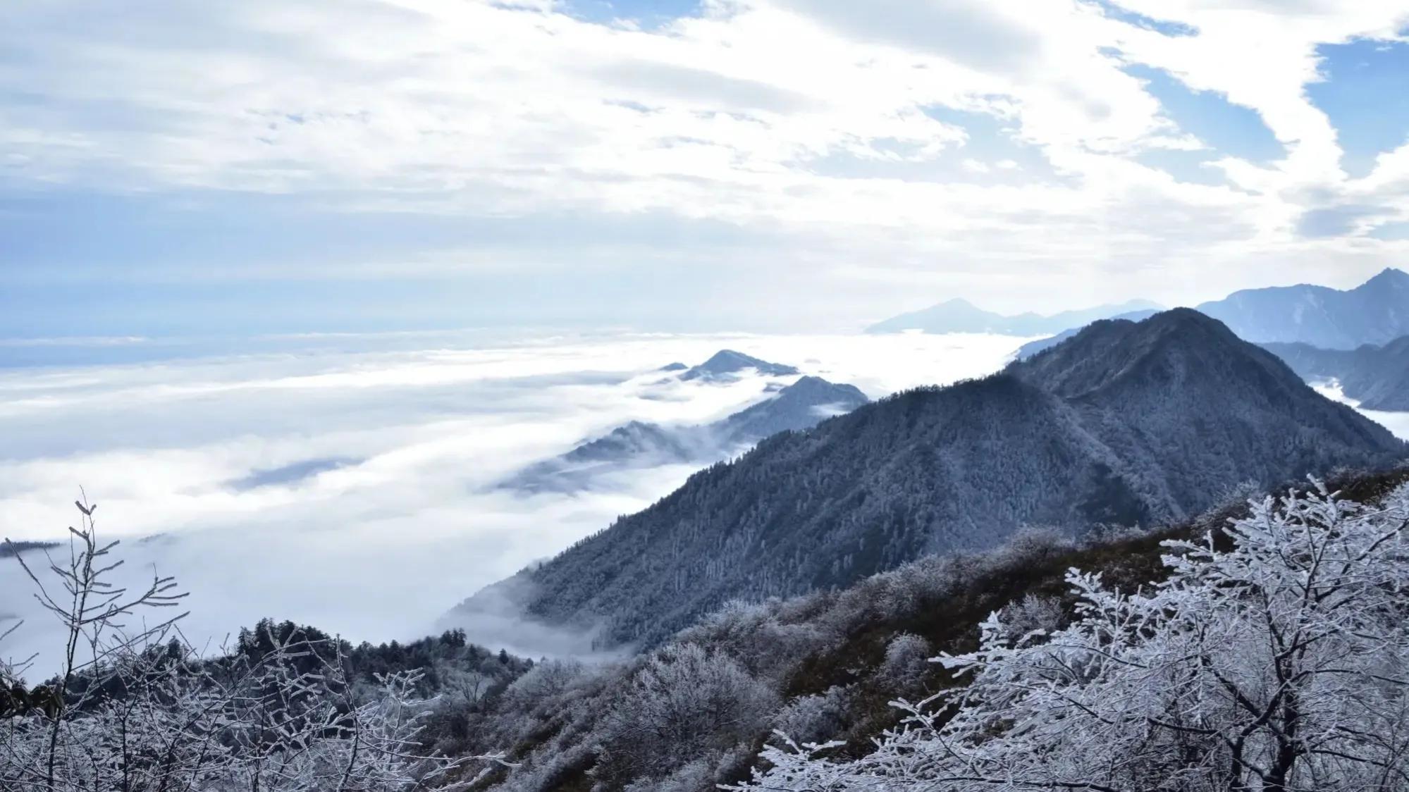 四川旅游十大特色景点排名（一定要去四川的十大旅游景点）