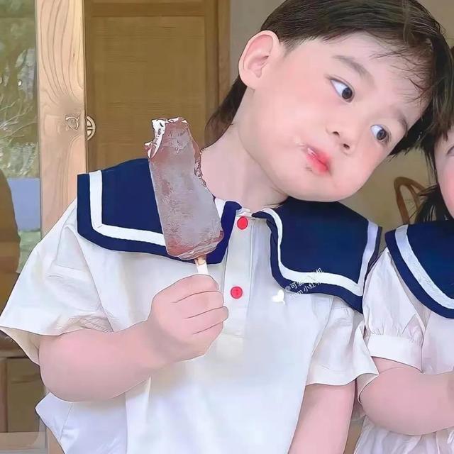 微信头像情侣专用一对，适合情侣的微信头像一对  守护你一生（这辈子就跟我在一起吧）