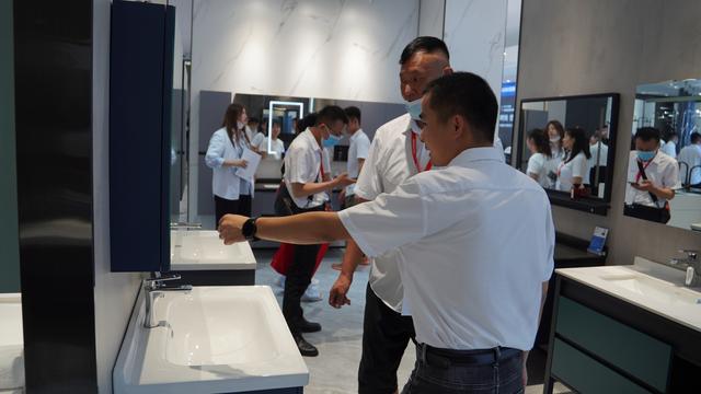 恒通卫浴质量怎么样，恒通卫浴怎么样（战略签约、发布新品、签订订货合同……恒通卫浴举办2022经销商大会）