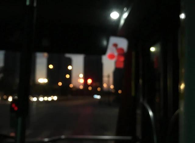 网易云伤感语录，网易音乐热评伤感语录10句（网易云语录热评扎心治愈伤感EMO文案）