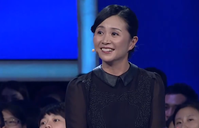 倒追老公恩爱30年，黄菡年轻时（倒追老公恩爱30年无绯闻）