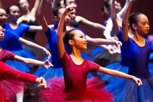 孟军近照片，对新一代有什么积极意义（孟晚舟坚强、任平沉稳、姚安娜哈佛学霸）