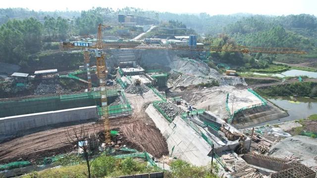 重庆是哪个省的，重庆属于哪个省份的城市（重庆，建设ing！）