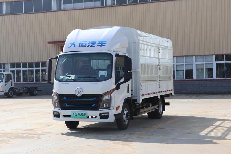 大运祥龙电动轻卡,按低峰电价充电计算的话,每公里仅需电费0.