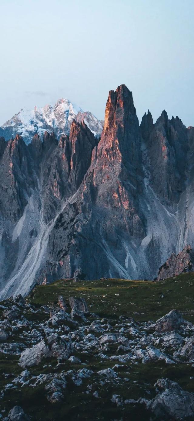 抖音很火的图，抖音很火的图片加文字（超好看的抖音热门潮图壁纸精选）