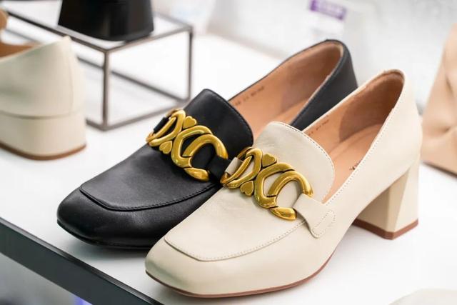 暇步士女鞋价格表，暇步士女鞋价格表和图片（贵友给你夏日不宅家的理由）