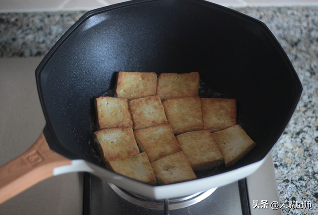 十大强碱性食物排名表，十大强碱性食物排名表 知乎（4种碱性食物要多吃）