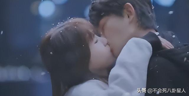 死神少女的演员，死神少女的演员剧照（这些男演员真的太会拍吻戏了）