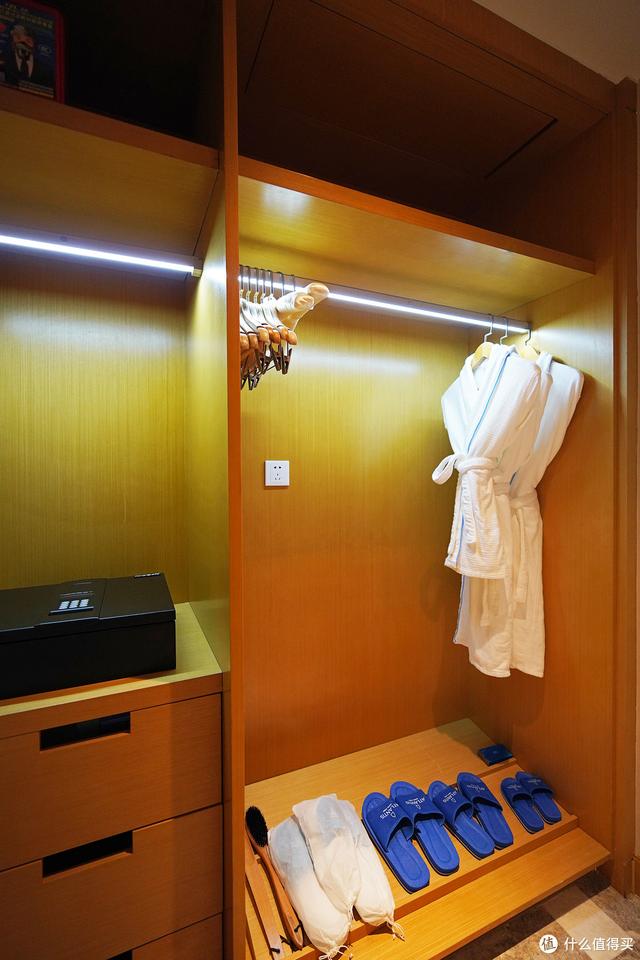 亚特兰蒂斯在哪里，亚特兰蒂斯在哪（“人傻钱多”的三亚亚特兰蒂斯）