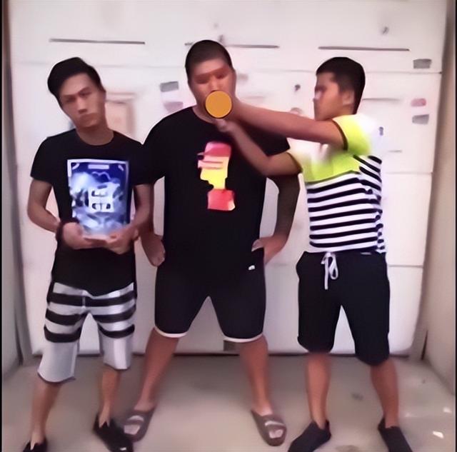 东百是什么梗，东百国是什么梗（十六号下午的某一分钟）