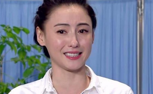 郑佩佩 张柏芝，郑佩佩拍过哪些电影（“不爱惜羽毛”终于付出代价）